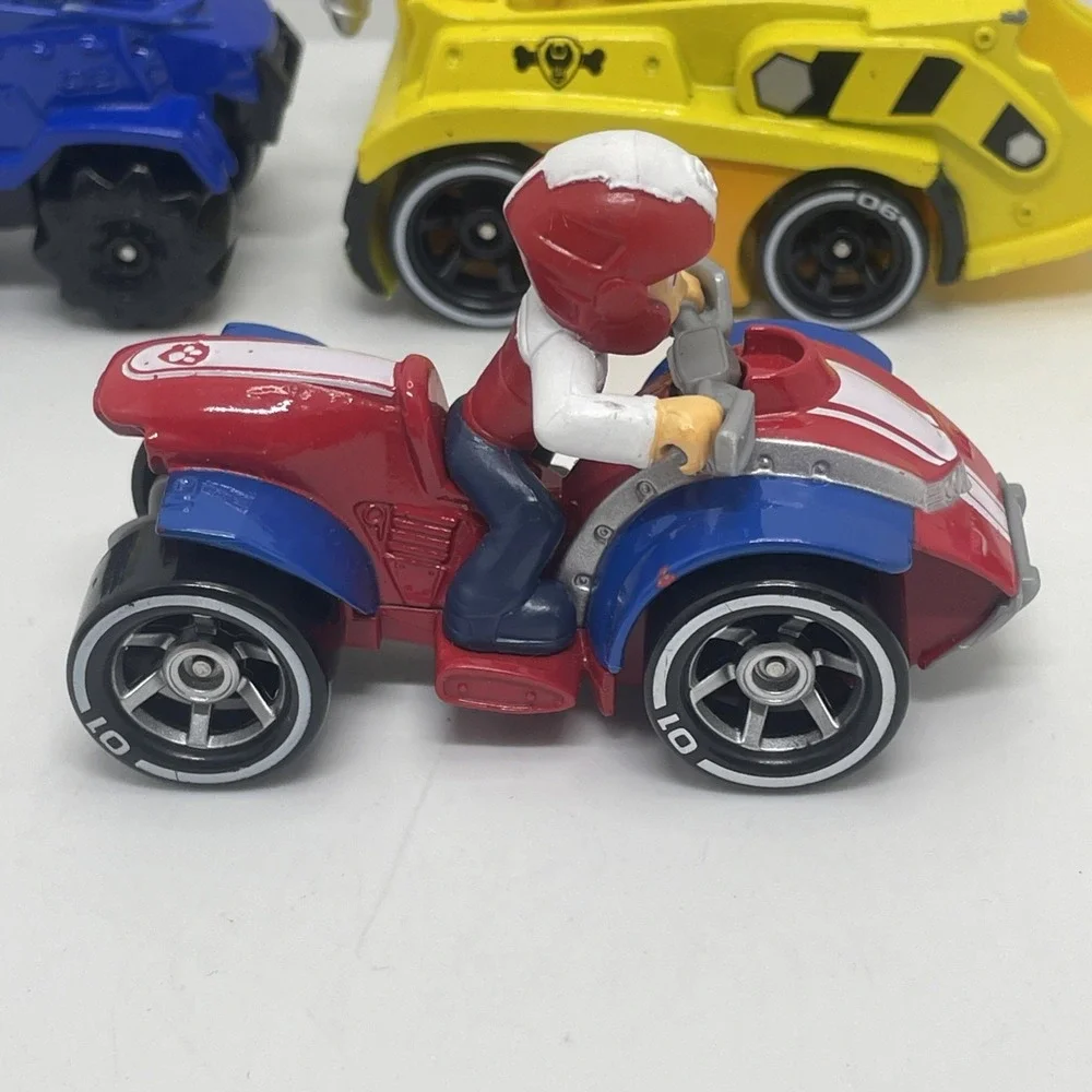 PAW Patrol, 7 Collectible‎ Die-Cast Toy Cars,...Spin Master